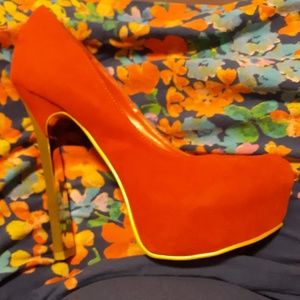 Size 9 Shiekh heels, brand new